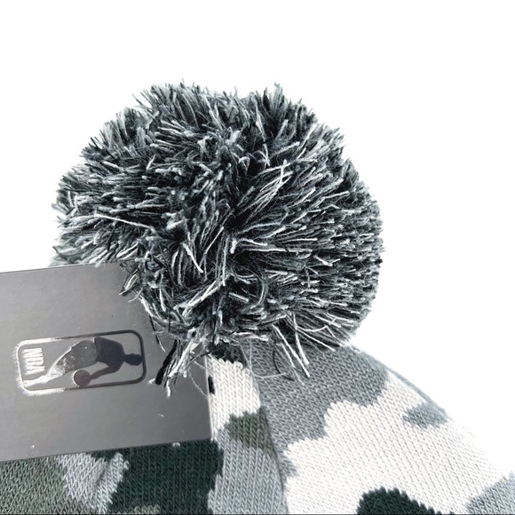 NBA Ultra Game Chicago Bulls Salute to Service Camouflage Winter Knit Cap Beanie - Picture 5 of 7